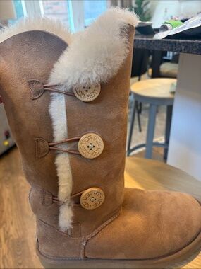 UGG Tall Chestnut Bailey Button